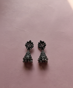 Load image into Gallery viewer, Chhoti Kali Jhumkis