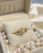 Load image into Gallery viewer, Twinkle Hug Ring