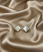 Load image into Gallery viewer, Pearl Square Earrings
