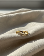 Load image into Gallery viewer, Leaf Band Ring
