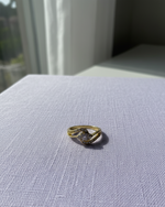 Load image into Gallery viewer, Infinite Kiss Ring
